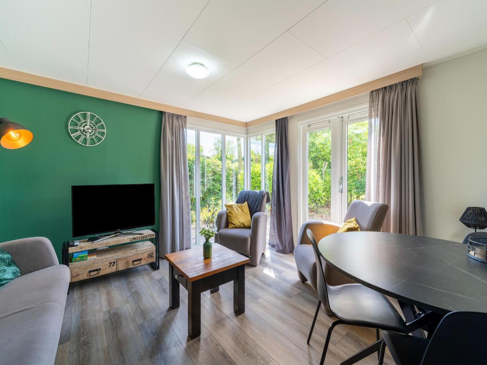 Cozy Chalet In Stegeren With A Terrace ภายนอก รูปภาพ