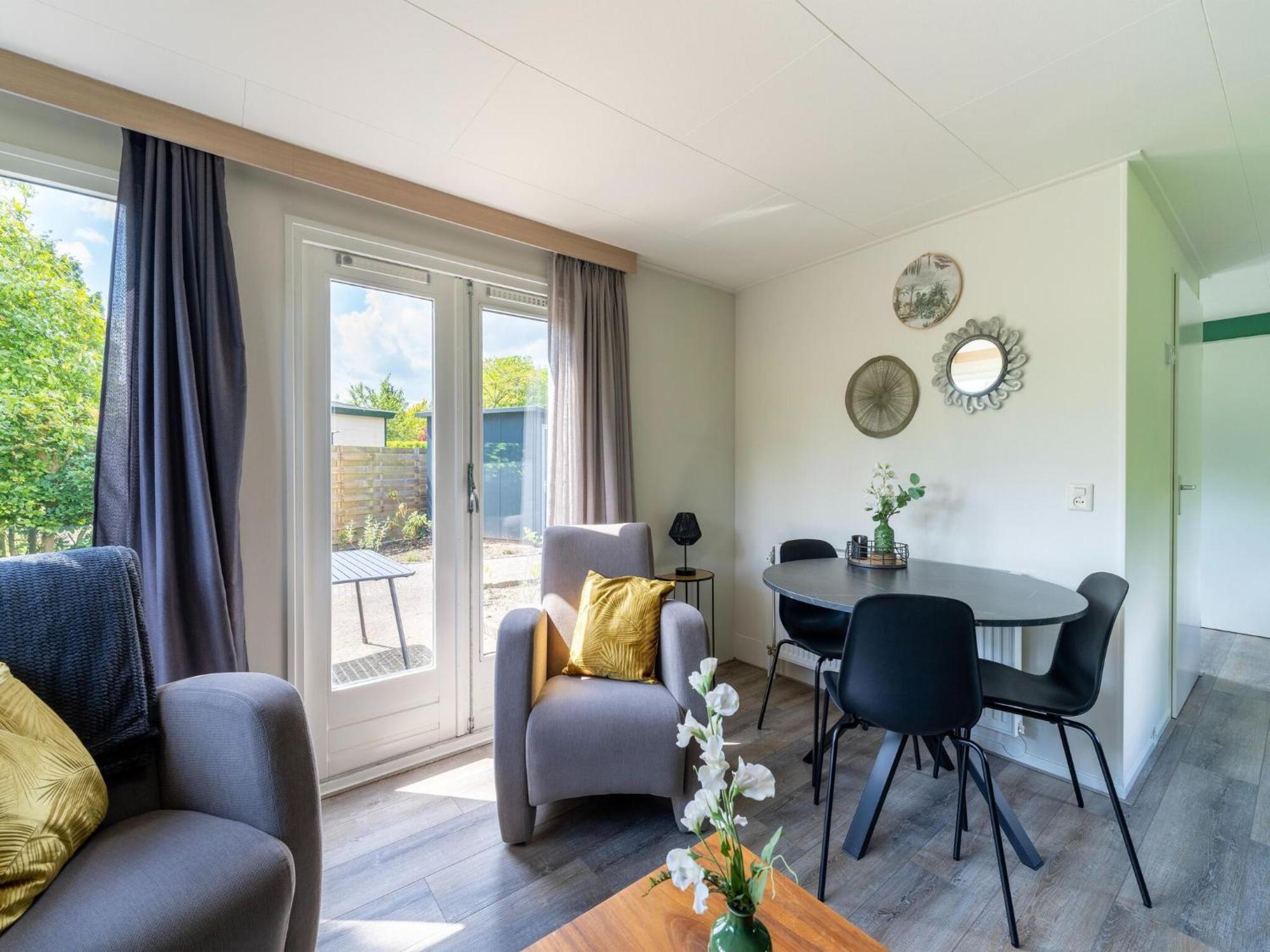 Cozy Chalet In Stegeren With A Terrace ภายนอก รูปภาพ