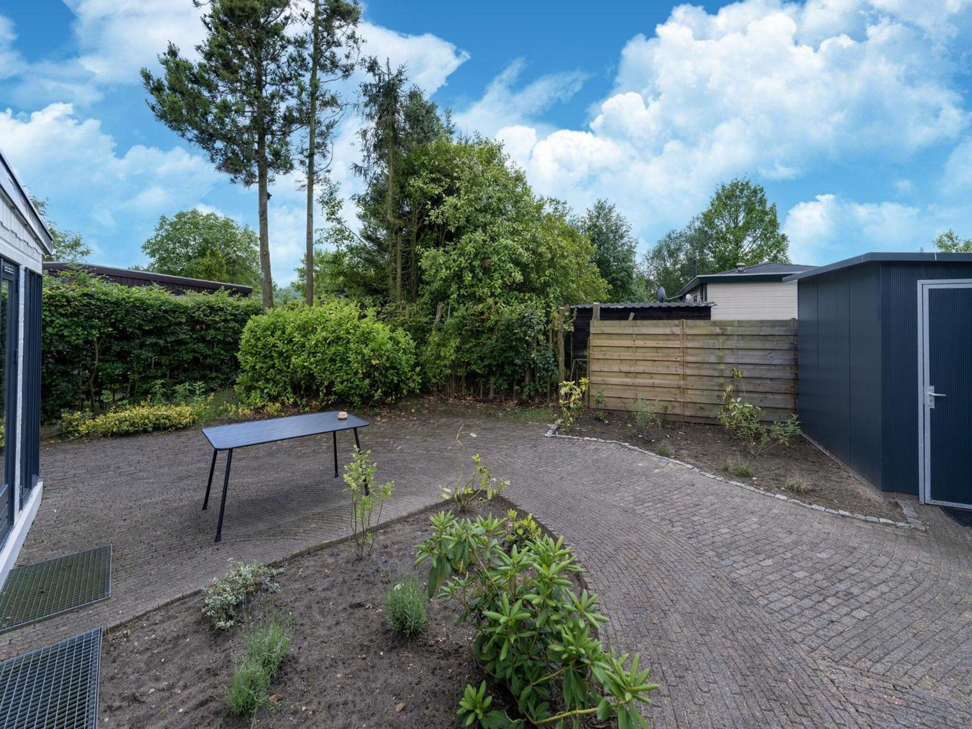 Cozy Chalet In Stegeren With A Terrace ภายนอก รูปภาพ