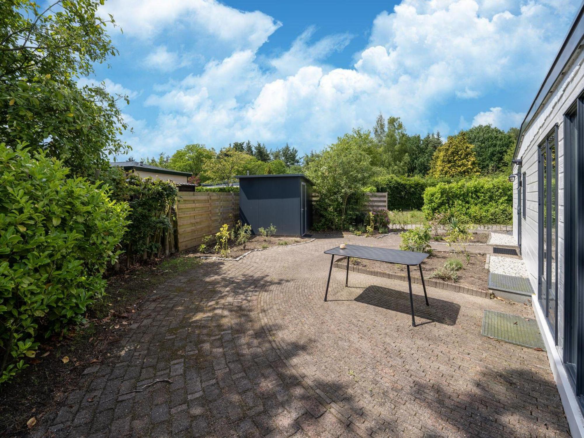 Cozy Chalet In Stegeren With A Terrace ภายนอก รูปภาพ